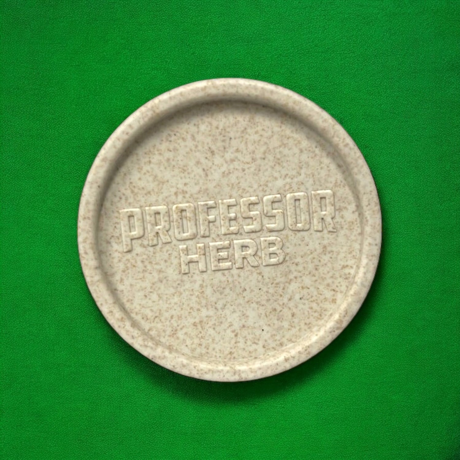 Professor Herb Biodegradable Hemp Shredder Grinder (2 Part) - White - Image 3